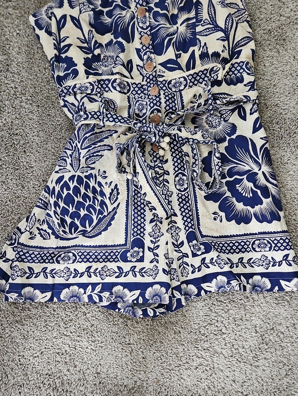Nwt Farm Rio Blue and White Floral Tie-Waist Romper L - Picture 3 of 12